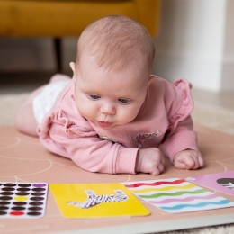 Colour Baby Sensory Cards from 3 months old